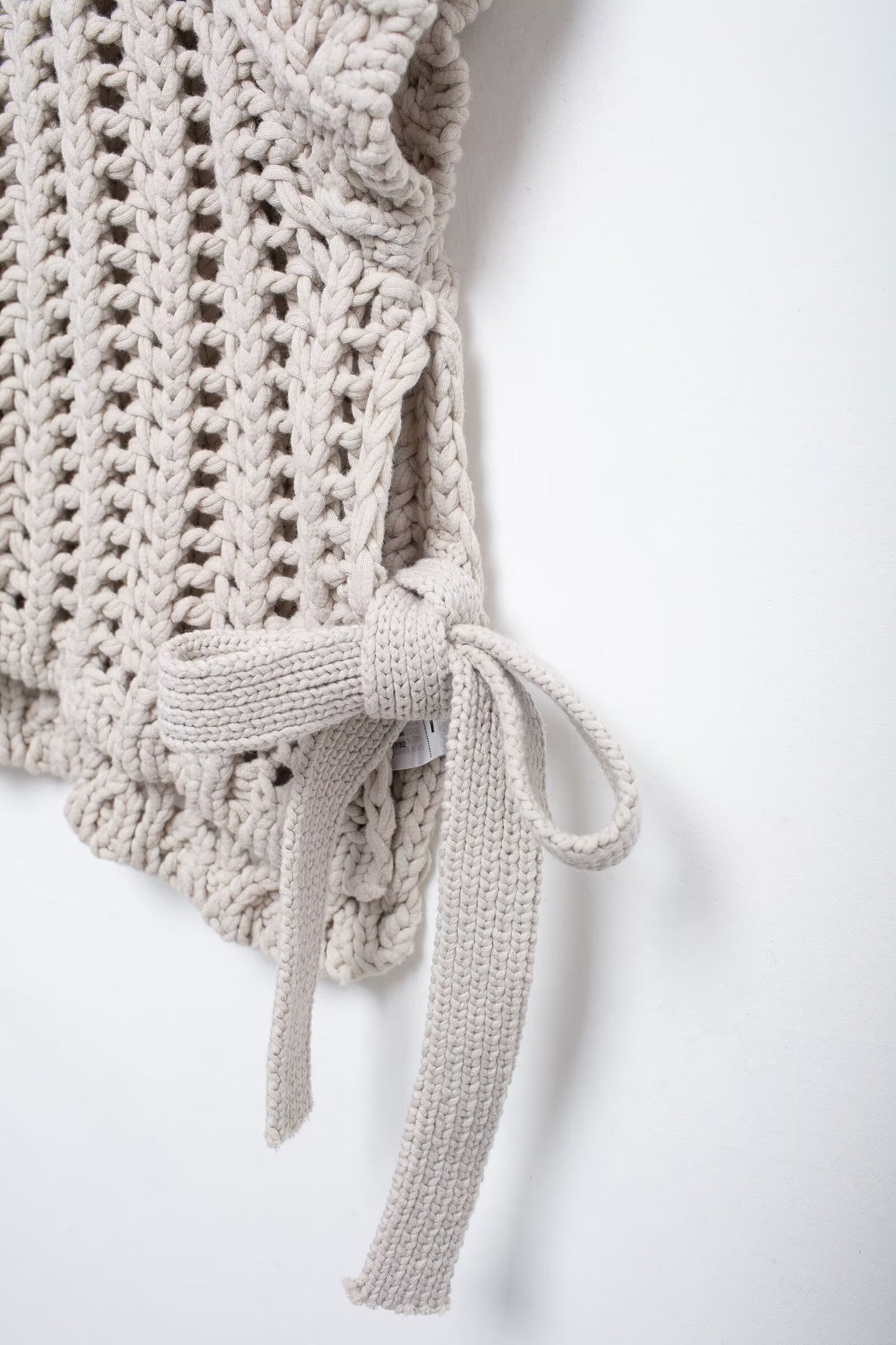 Women Clothing Spring Festival Niche round Neck Sleeveless Knitted Vest - ALTARIA