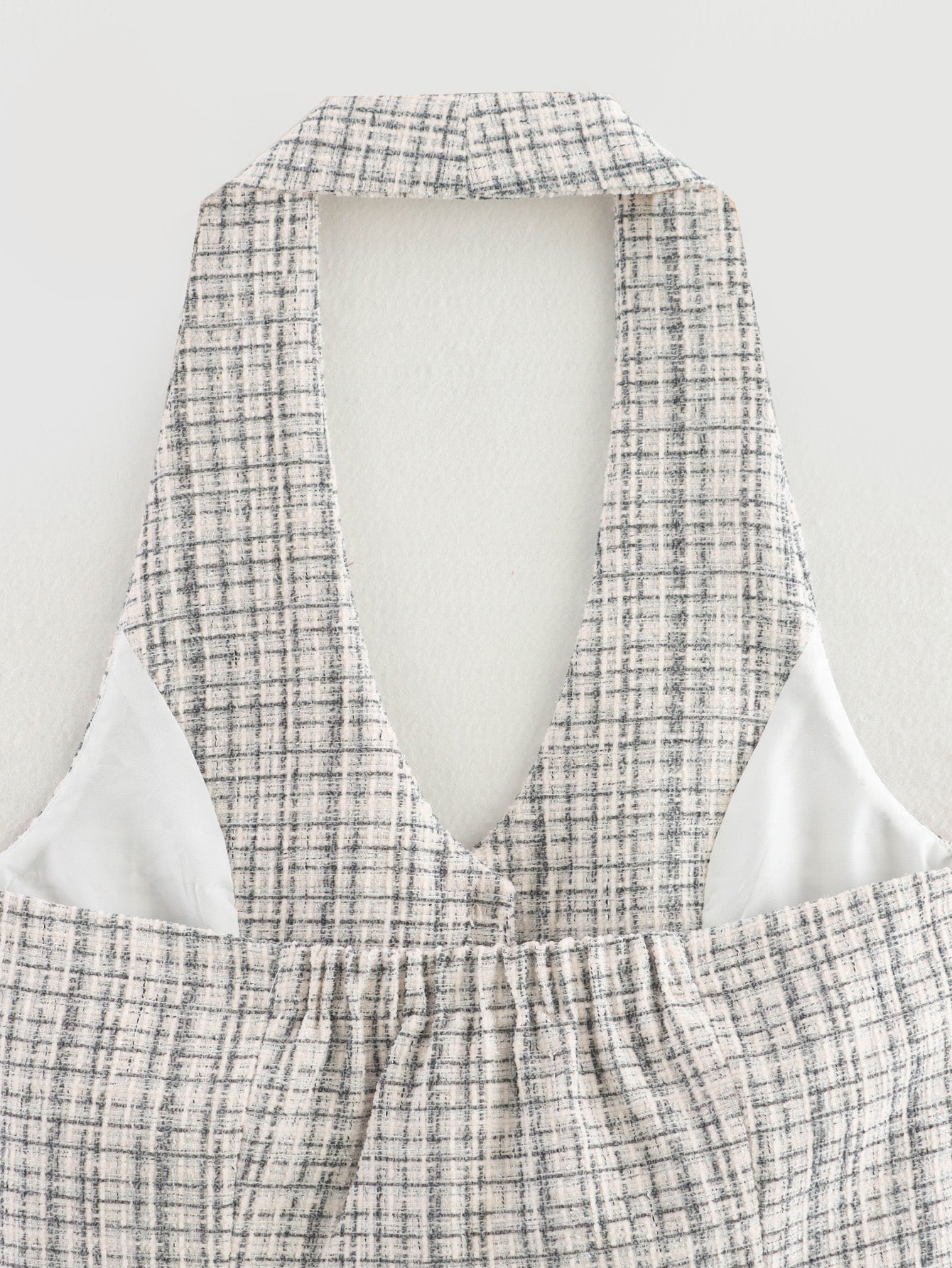 Spring Women All Match V neck Halter Sleeveless Single Breasted Classic Vest Top - ALTARIA